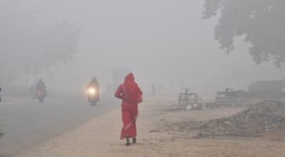 कुहिरो र शीतलहरले तराईको जनजीवनमा प्रभाव, विद्यालय बन्द र हवाई सेवा प्रभावित