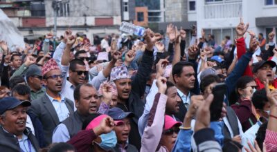 वार्षिक नतिजा प्रकाशन नगरेको र क्यालेन्डरमा उल्लेख कक्षा १२ को परीक्षाले नैतिक दबाबमा आन्दोलित शिक्षक