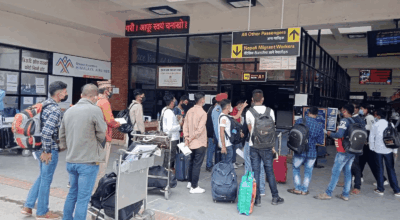 ८ महिनामै ५ लाख भन्दा बढी नेपालीले छोडे देश