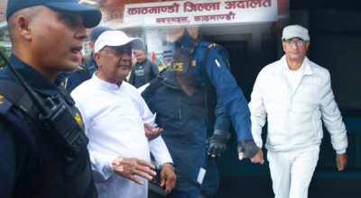 ओली र लेखकलाई १० दिन हिरासतमा राखेर अनुसन्धान गर्न माग