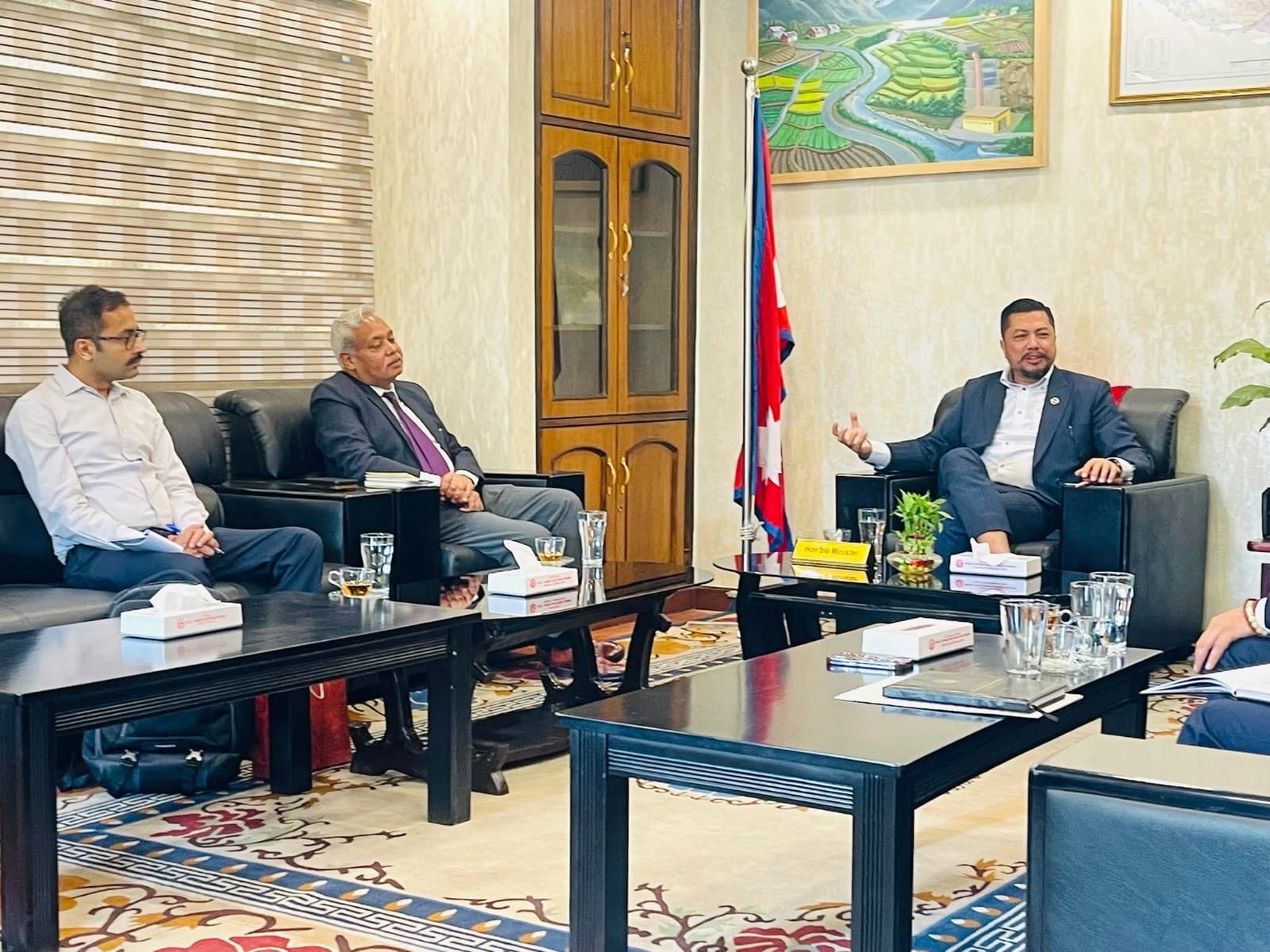 चीन र भारतका राजदूतसँग ऊर्जा सहकार्यबारे छलफल, क्षेत्रीय ऊर्जा चुनौती समाधानमा जोड