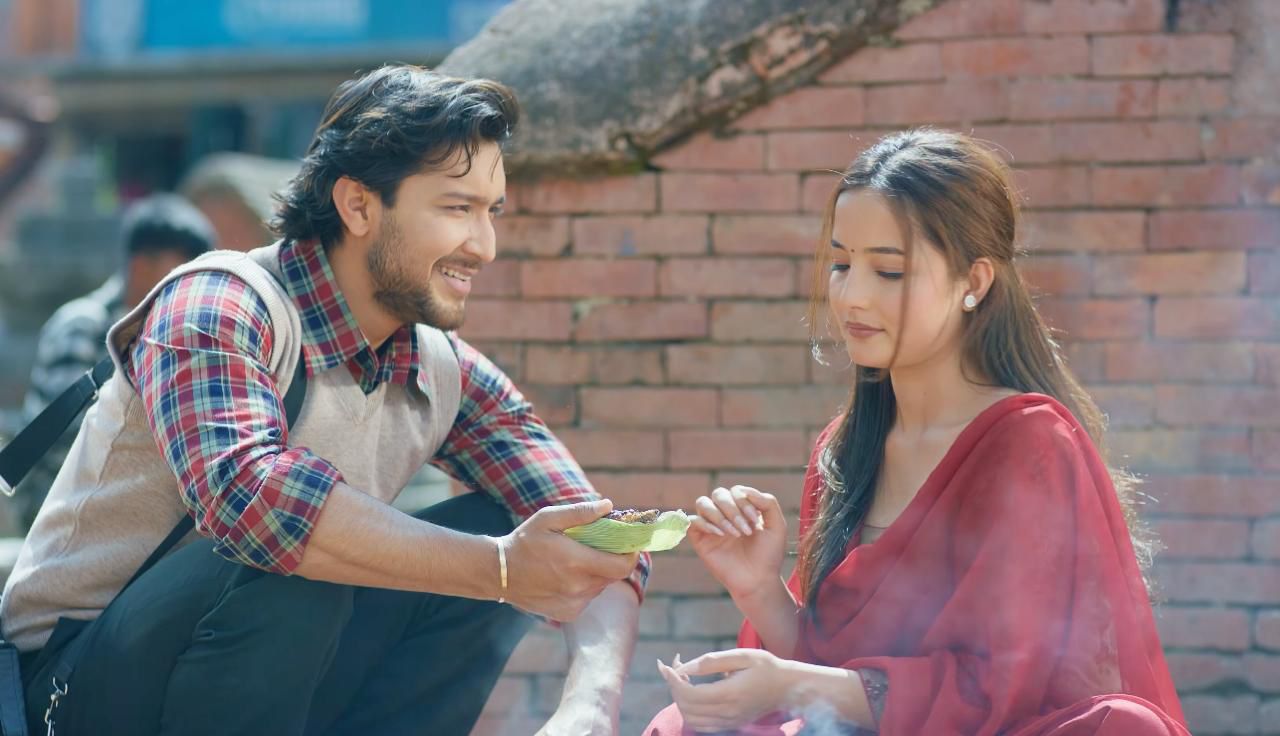 ‘नौ डाँडा काटेर’ गीत सार्वजनिक, आशीर्वाद क्षेत्री र अश्विनी शाहीको अभिनय