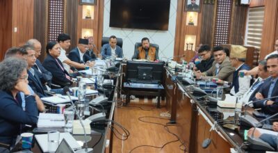काठमाडौं उपत्यकाका अव्यवस्थित तार व्यवस्थापन गर्न सरकार सक्रिय, समयसीमा तोकेर अभियान अघि बढाइने