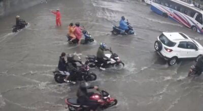 अविरल वर्षापछि काठमाडौंका विभिन्न सडकमा जलमग्न, ट्राफिक प्रहरीले अपनायो विशेष सतर्कता