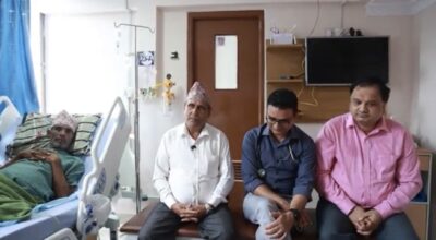 ६७ वर्षय बिरामीको चिरफार बिना मस्तिष्कको सफल उपचार केएमसीको ऐतिहासिक उपलब्धि