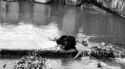 काठमाडौंको धोबीखोलामा हाम फालेकी महिलाको शव फेला