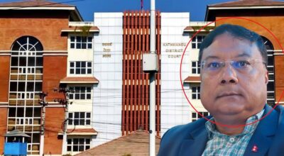 हतकडीमा पत्रकार किशोर श्रेष्ठ, काठमाडौं जिल्ला अदालतमा उपस्थित