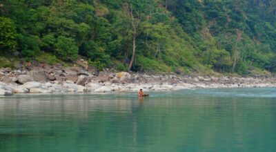 महाकाली नदीमा डुबेर किशोरी बेपत्ता