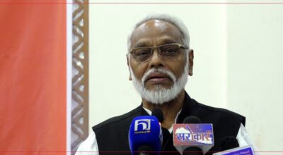 झापादेखि कञ्चनपुरसम्म पैदल यात्रामा निस्किँदै राजेन्द्र महतो