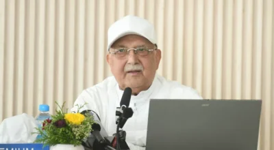 ओलीले सोधे– डेमोक्रेसी नै कहाँ पुगिसक्यो, केको कम्प्रिहेन्सिभ डेमोक्रेसी ?